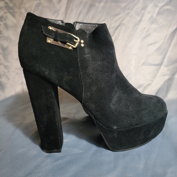 Dolce Vita Boots - Picture 1 of 3